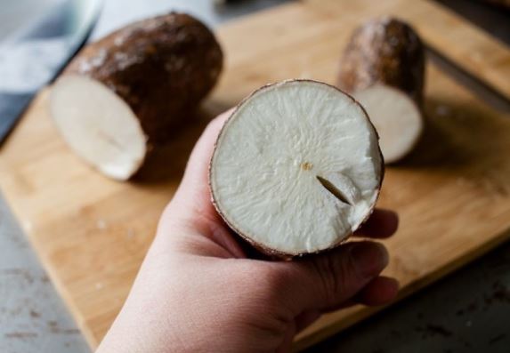 10 loại thực phẩm không nên ăn khi chưa được nấu chín kỹ