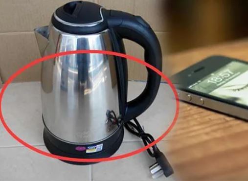 10 thiết bị điện có bức xạ điện từ cao nhất trong nhà, tiếp xúc gần rất hại sức khỏe, tổn hại não