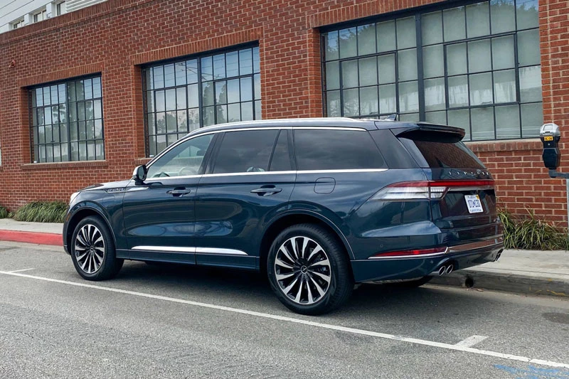 5. Lincoln Aviator Grand Touring.