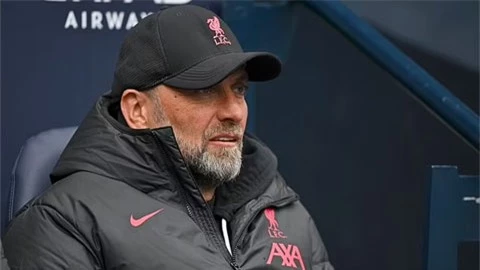 Klopp thừa nhận ôn còn tại vị là do thành tích trong quá khứ