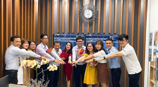 Giải pháp hỗ trợ người mới đầu tư chứng khoán