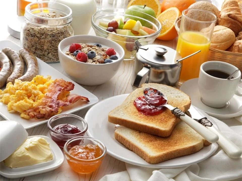 6 thói quen khi ăn sáng gây hại cho sức khỏe, nhiều người vẫn mắc phải