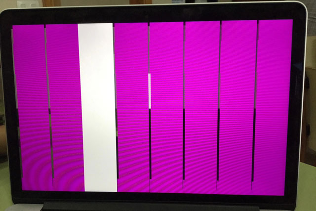 Màn hình MacBook bị sọc: Cách chữa hiệu quả mà không tốn nhiều chi phí