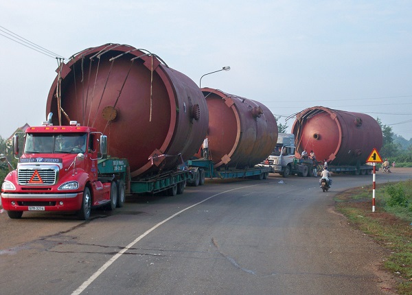 Đề nghị tháo gỡ ách tắc trong cấp phép lưu hành xe vận chuyển hàng siêu trường, siêu trọng