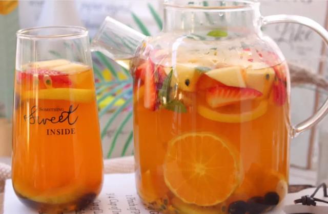 Sợ béo nhưng lại thích đẹp da, giải khát chị em hãy làm ngay món trà trái cây này