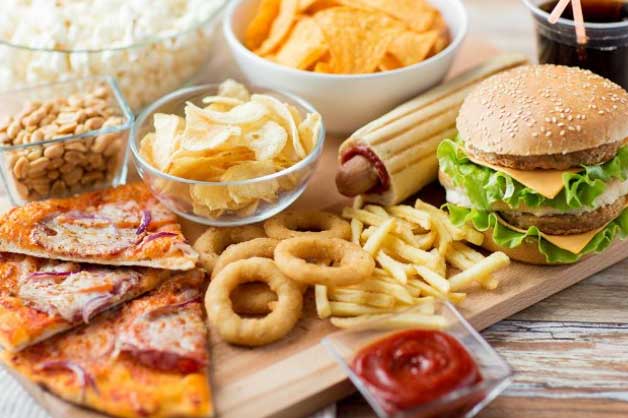 Càng ăn 5 loại thực phẩm quen thuộc này vòng 1 của bạn sẽ càng lép đi một cách không kiểm soát