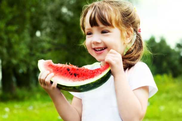 5 thực phẩm ngon - bổ - rẻ làm mát gan, giải nhiệt cho trẻ trong ngày hè