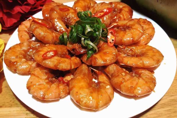 Bỏ thứ này vào rim tôm: Món ăn sẽ thơm ngon hấp dẫn cả gia đình ai cũng thích mê