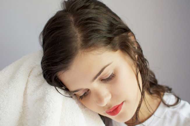 11 thói quen xấu trước khi ngủ này đang hủy hoại sức khỏe và nhan sắc của bạn