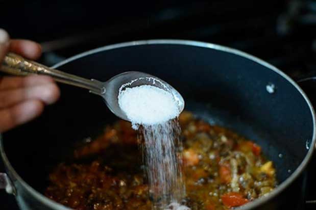 5 loại thực phẩm khiến chị em nhanh già, nhanh xấu