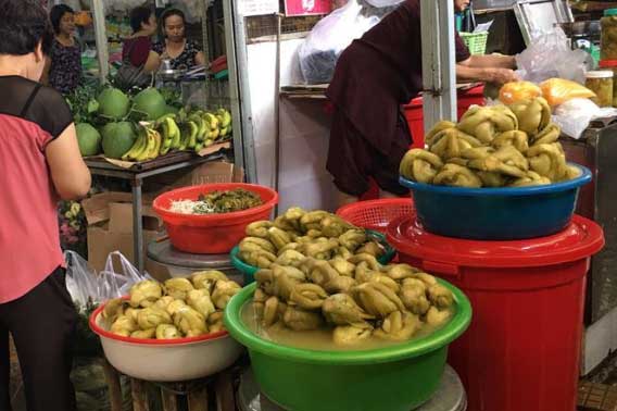 4 món ăn sẵn bẩn nhất chợ, món nào cũng bán cực đắt hàng nhưng không hề tươi ngon