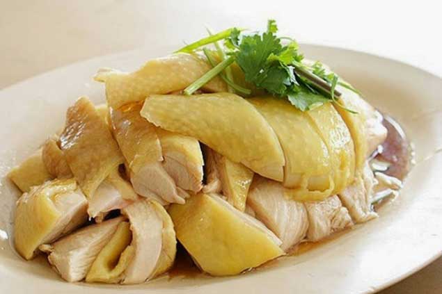 Những người nên tránh thịt gà "càng xa càng tốt" nếu không muốn bệnh tật "hỏi thăm"