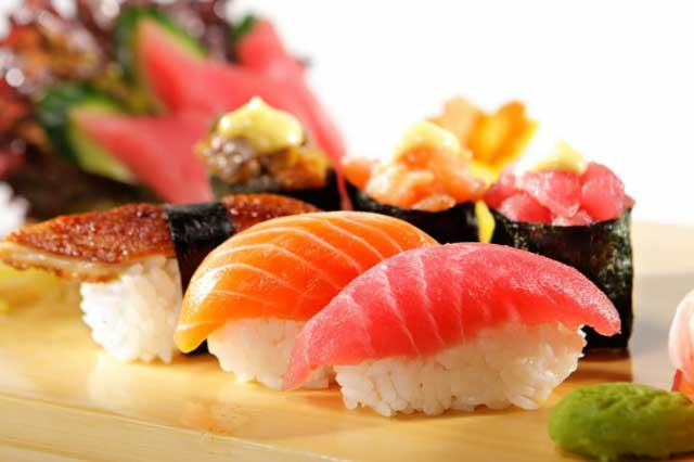 4 kiểu ăn thịt giúp người Nhật sống thọ, ít bệnh tật dù 'lười' tập thể dục