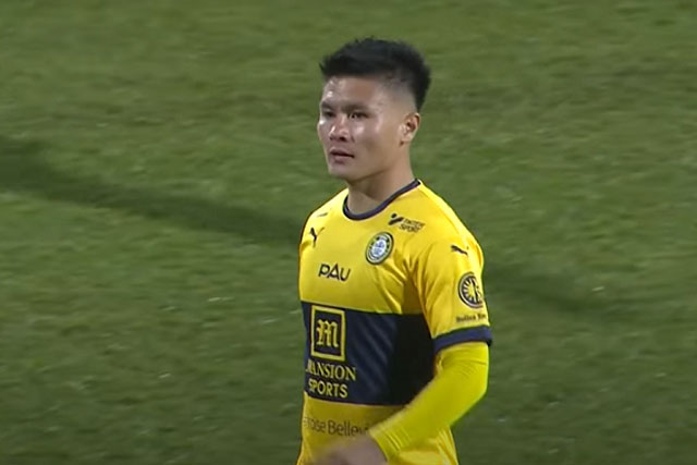 Cạn kiên nhẫn, Quang Hải xem xét chia tay Pau FC