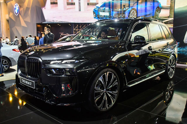 Chi tiết BMW X7 2023 tại Thái Lan, cận kề ngày về Việt Nam