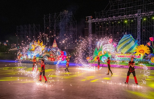 Đề xuất thí điểm nhiều mô hình kinh tế đêm để thu hút khách tới Đà Lạt