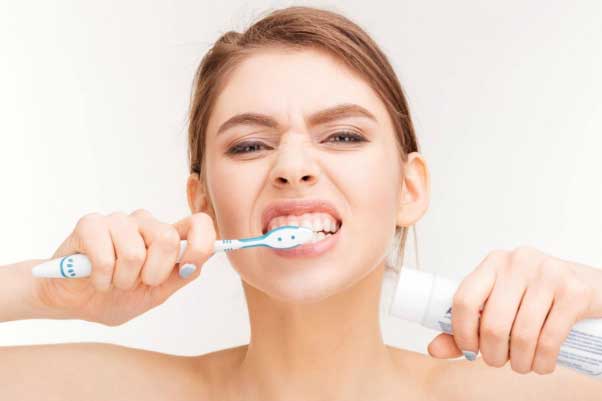 Đánh răng đều đặn mỗi ngày nhưng vẫn bị hôi miệng, nguyên nhân nằm ở một bộ phận ít ai ngờ