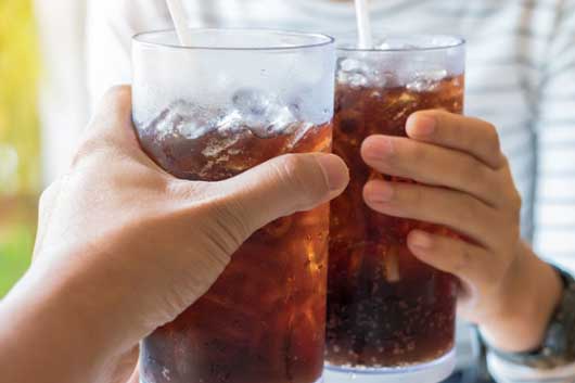 Sau 9 giờ tối, phụ nữ nhớ tránh xa 5 loại nước kẻo hỏng nội tạng, đẩy nhanh lão hóa