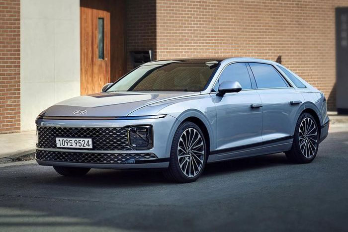 Cận cảnh Hyundai Grandeur thế hệ mới, giá từ 679,8 triệu đồng