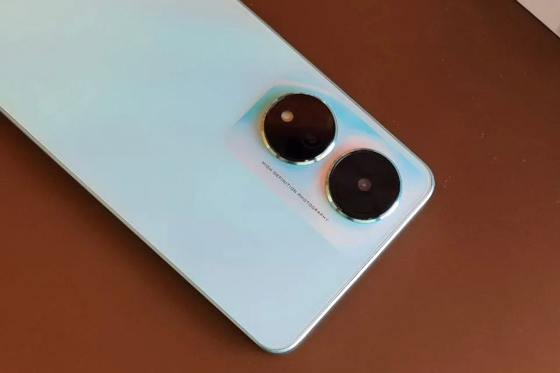 Smartphone 5G, RAM 8 GB, sạc 44W, giá 6 triệu đồng