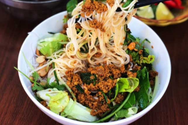 Về Bình Định thưởng thức bún rạm - đặc sản trứ danh, 'đi xa là nhớ' của đất võ