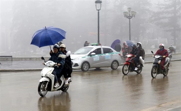 Dự báo thời tiết ngày 12/4/2023: Hà Nội tiếp tục mưa phùn và sương mù