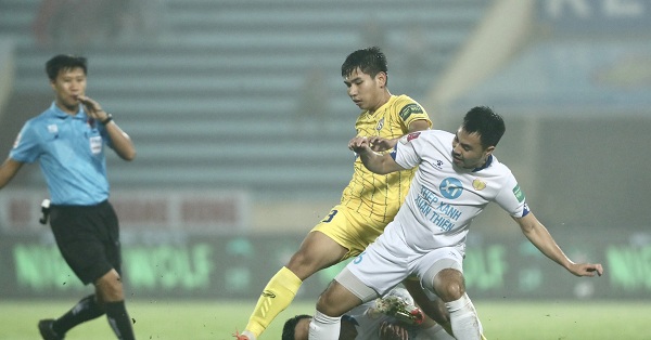 Hồng Duy tỏa sáng, Nam Định dẫn đầu V.League 2023