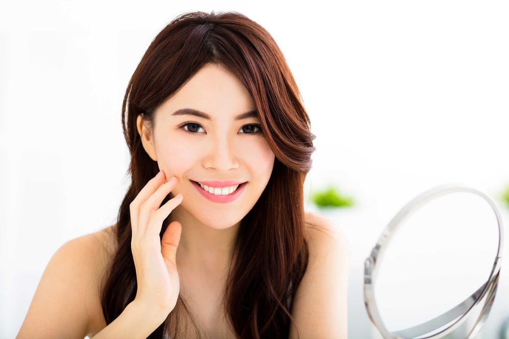 Ng&#xE0;y n&#xF3;ng n&#x1EF1;c c&#x1EA7;n ch&#x103;m s&#xF3;c da &#x111;&#xFA;ng c&#xE1;ch