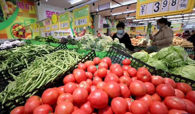 Lạm phát Trung Quốc thấp nhất 18 tháng