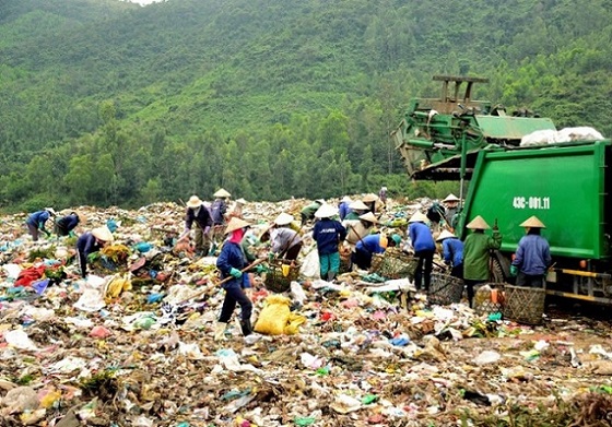 Ngành tái chế nhựa 40 năm vẫn "chưa kịp lớn"
