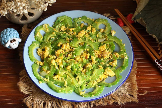 Trứng gà nấu cùng 3 loại rau này là món đại bổ, chống lão hóa, ngăn chặn tế bào K phát triển