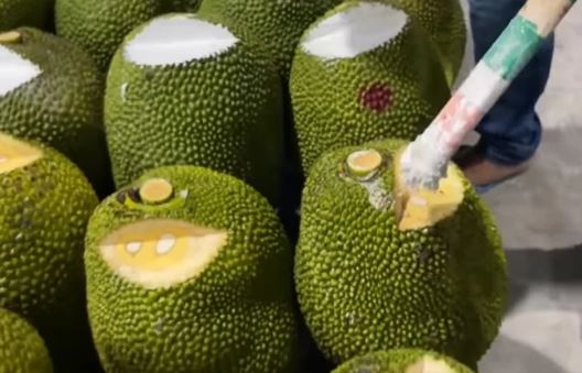 Vì sao mít hay bị cắt góc, bôi chất trắng ở đầu: Dân trong nghề tiết lộ sự thật, nhiều người chưa biết