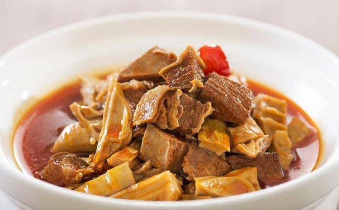 Hầm thịt bò cả tiếng không mềm ngon vì chưa biết những mẹo này