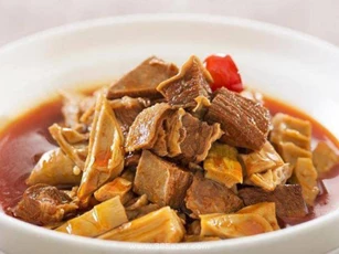 Hầm thịt bò cả tiếng không mềm ngon vì chưa biết những mẹo này