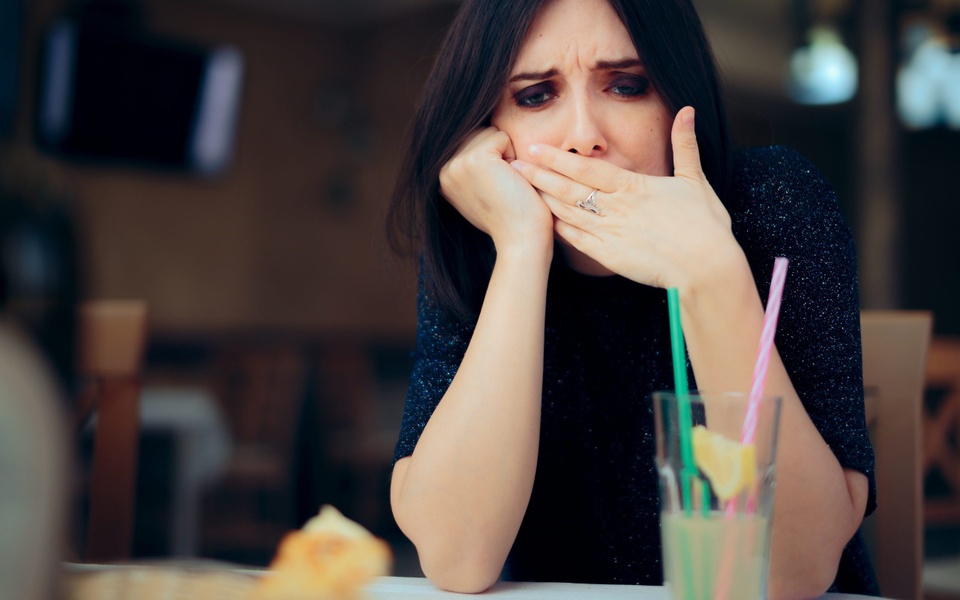 Những lý do phổ biến gây vị chua trong miệng