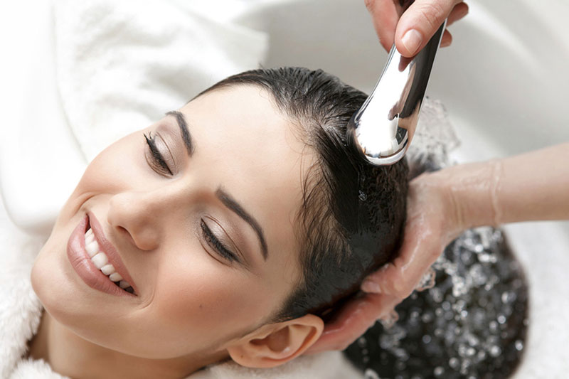 Những phương pháp giúp giảm tình trạng tóc khô, gãy rụng