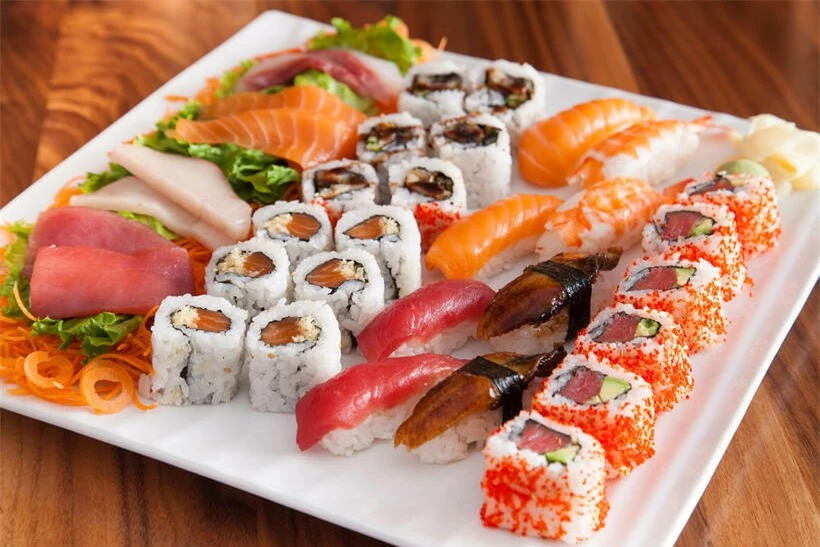 Những người tuyệt đối không nên ăn sushi