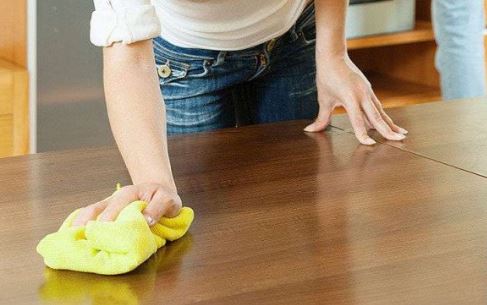 Hòa nắm muối với lon nước ngọt uống thừa, hiệu quả thật bất ngờ, nhiều người ước biết sớm hơn