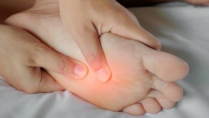 Bị tê tay chân nên bổ sung ngay các chất sau để giảm tê hiệu quả 