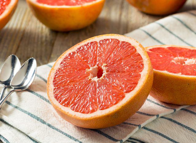 Ăn mỗi sữa chua không thật phí, ăn cùng với những thứ này vừa giảm cân lại ngừa trăm bệnh