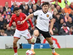 HLV Ten Hag tiết lộ cách sử dụng Maguire những trận đấu tới