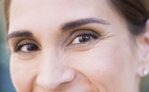 Bí quyết làm mặt nạ giúp giảm vết chân chim