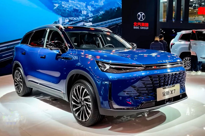 Cận cảnh Beijing X7 2023: Ngoại hình giống Lexus, động cơ không đổi
