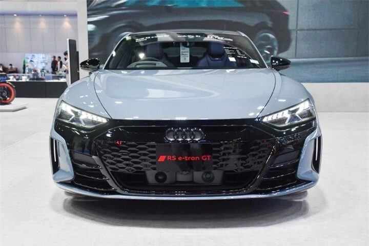 Chi tiết xe điện thể thao Audi RS e-tron GT sắp bán tại Việt Nam - 3