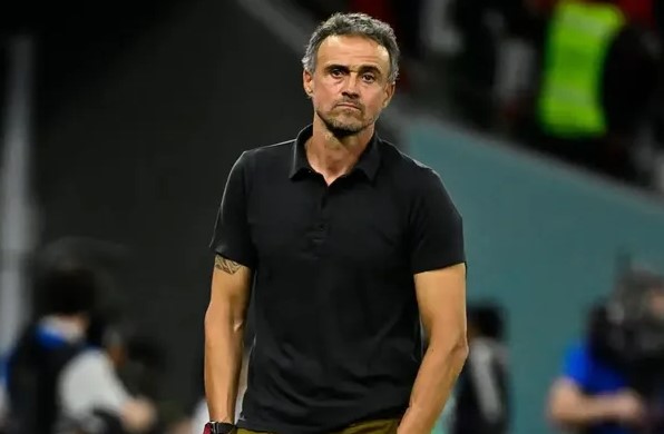 HLV Luis Enrique ra điều kiện cho Chelsea