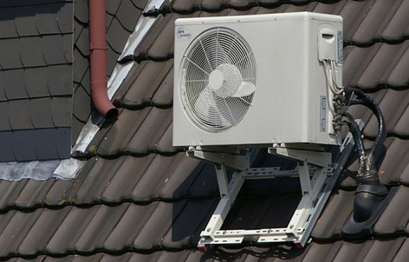 Ban đêm bật điều hòa 28, 29 độ tiết kiệm điện: Nhân viên kỹ thuật lắc đầu “đây mới là cách đúng”