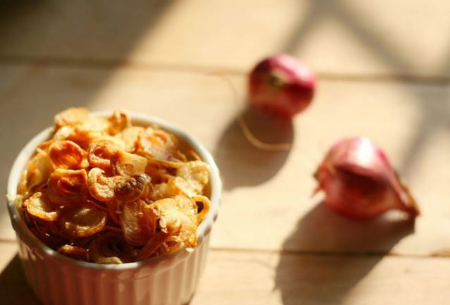 Làm hành phi cho thêm giọt này vào, mẻ nào cũng thơm nức giòn tan, giữ được cả tháng