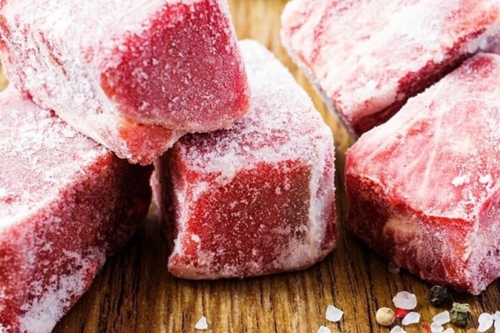 Mẹo rã đông thịt thật nhanh mà không mất chất, mất ngon 