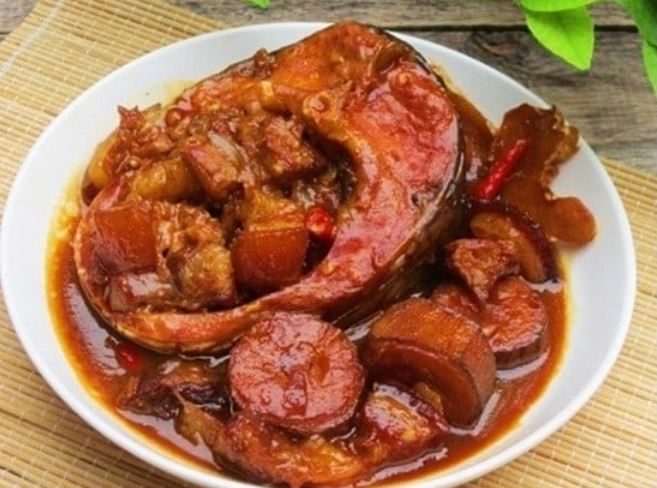 Cá kho muốn ngon đừng chỉ cho mắm, đường: Thêm thứ này đảm bảo thơm lừng, cá ngon chắc thịt, không bị tanh