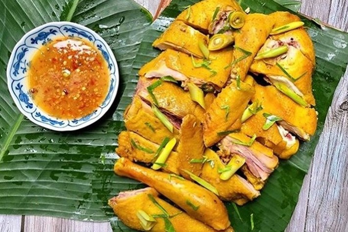 Cách làm gà ủ muối dễ mà ngon 